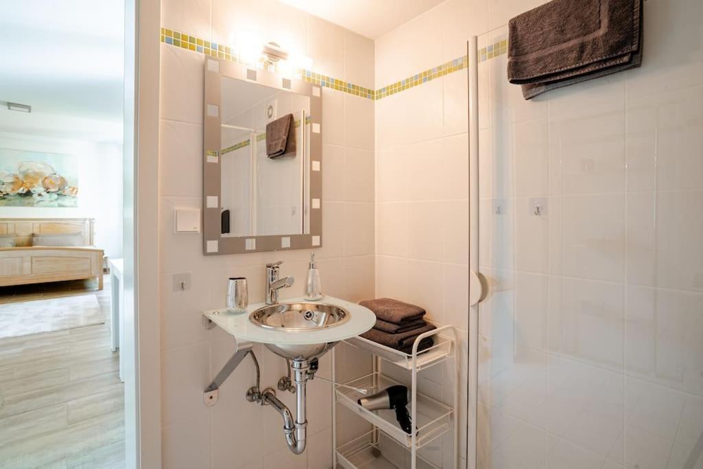 Tolles Apartment In Idyllischer Ruhiger Lage براونشفايغ المظهر الخارجي الصورة